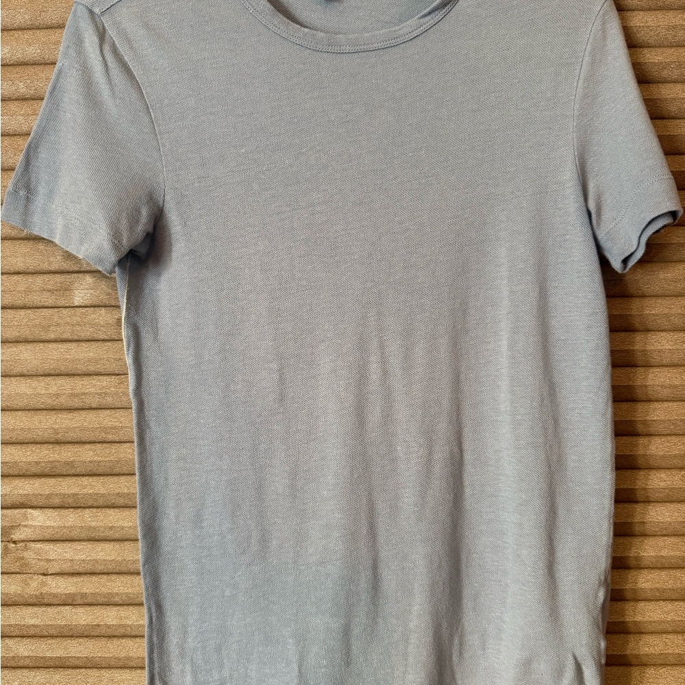 Club Monaco Linen baby blue tee